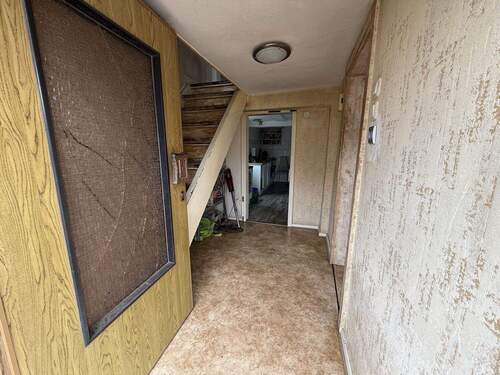 Eingang - 7 Zimmer Einfamilienhaus in Cornberg / Rockensüß