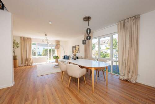 Musterhaus - Wohn-/Essbereich - 5 Zimmer Reihenendhaus zum Kaufen in Potsdam