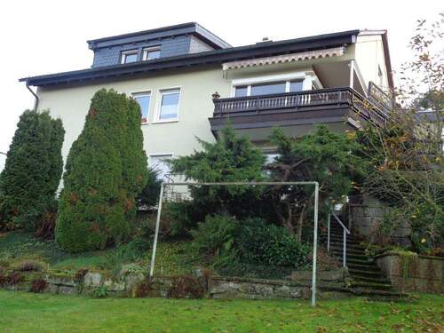 Hausansicht vom Garten - 