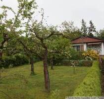 kleines Haus mit sonnigen Garten, Garage , 2 Carports, Werkstatt und Waldstück - Luisenthal