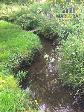 Bachlauf im Garten - 