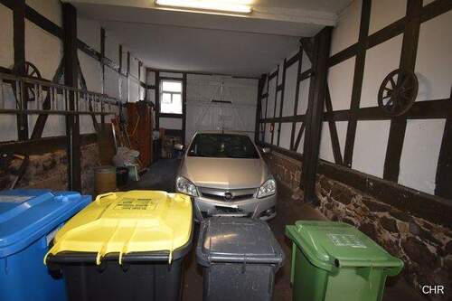 große Garage - 