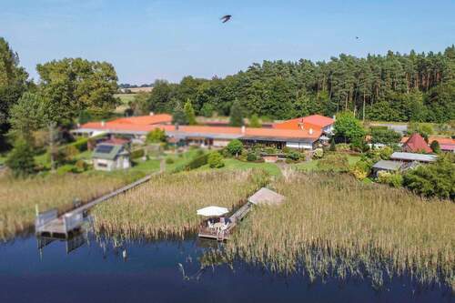 Drohnenaufnahme - 4 Zimmer Reihenendhaus zum Kaufen in Krakow am See