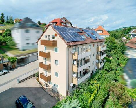 Solides Mehrfamilienhaus - 3 Zimmer Mehrfamilienhaus, Wohnhaus zum Kaufen in Stuttgart