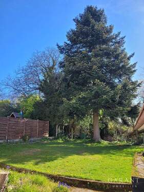 Garten - Viel Platz für Ihre Familie - 190.000,00 EUR Kaufpreis, ca.  150,00 m² Wohnfläche