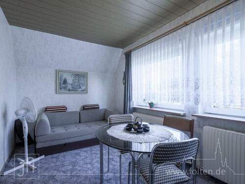 Zimmer im Dachgeschoss - 