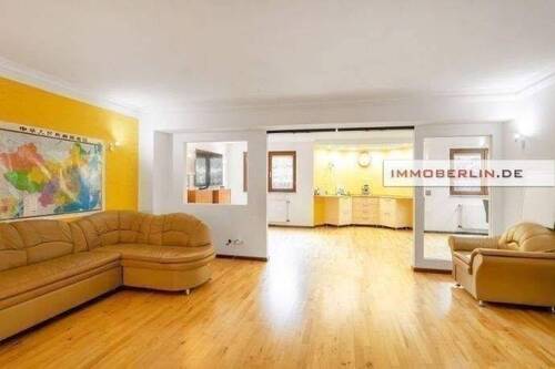 Bild 10 - Einfamilienhaus mit 376,00 m² in Falkensee zum Kaufen