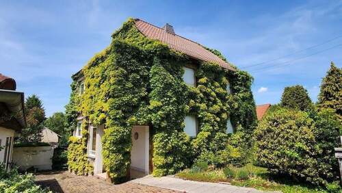 1 (8).jpg - 6 Zimmer Einfamilienhaus zum Kaufen in Regis-Breitingen