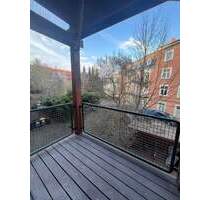 Provisionsfrei! Bezugsfreie, frisch renovierte (52 qm) 3 Raumwohnung mit Balkon und neuem Bad - Erfurt Brühlervorstadt