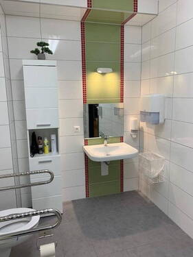 Hinterhaus sanitäre Anlagen - 