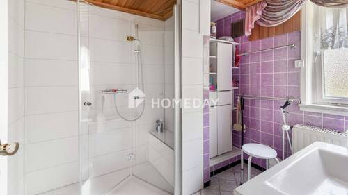 1. OG Badezimmer 1 - 
