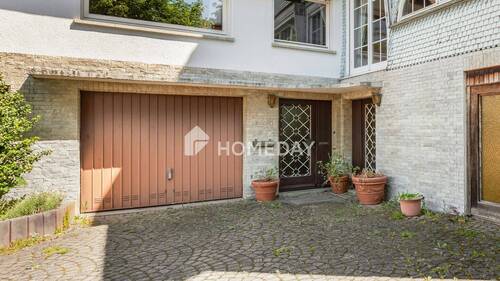Garage - 