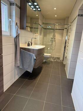 8a2b97a9-2464-4ac4-bd33-67ace2654a2f.jpg - 