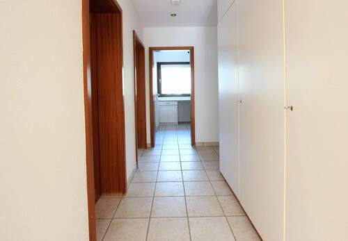 Blick in den Flur - Etagenwohnung mit 60,00 m&sup2; in Hamburg zum Kaufen