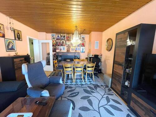 Wohnzimmer - Foto 1 - 4 Zimmer Etagenwohnung zum Kaufen in Nürnberg