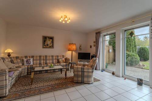 Wohnzimmer - 4 Zimmer Reihenmittelhaus in Salzgitter