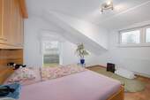 Schlafzimmer DG - 