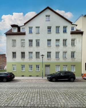 Bild 1 - Gepflegte 2-Zimmer-Wohnung mit Einbauküche in ruhigem Bauckauer Hinterhaus