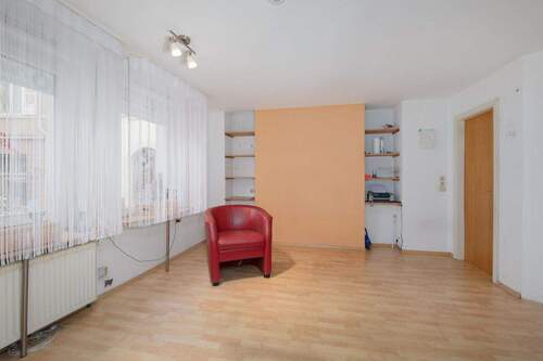 Bürofläche EG - Mehrfamilienhaus, Wohnhaus mit 148,70 m&sup2; in Baden-Baden zum Kaufen