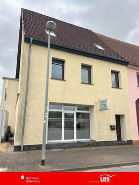 Haus Front - Arbeiten und Wohnen in einem Haus