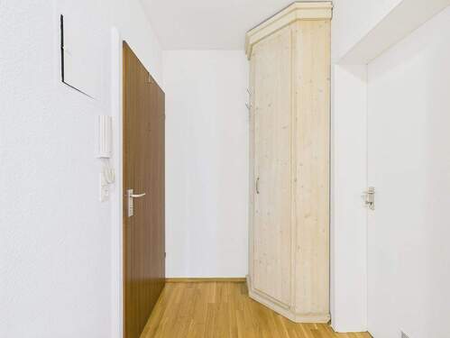 Eingangsbereich - 2 Zimmer Etagenwohnung zum Kaufen in München