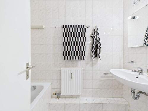 Badezimmer - 2 Zimmer Etagenwohnung in München