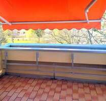 ETW mit Balkon-Loggia, TG-Stellplätzen, Aufzug, teilrenoviert - sofort frei! - Germering Neugermering