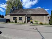 Straßenansicht - 7 Zimmer Einfamilienhaus in Falkenberg