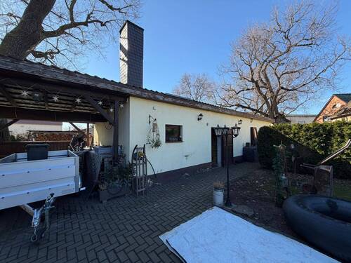 Schuppen - Einfamilienhaus mit 251,00 m&sup2; in Falkenberg zum Kaufen
