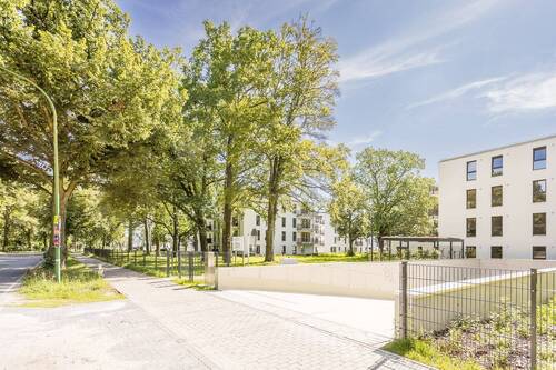 Einfahrt Tiefgarage - 3 Zimmer Etagenwohnung in Königs Wusterhausen