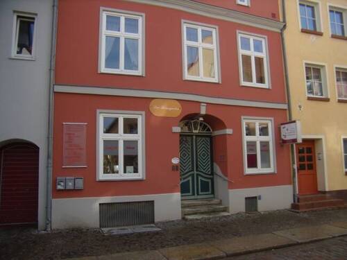 Gewerbe-EG - 4 Zimmer Büro zur Miete in Stralsund