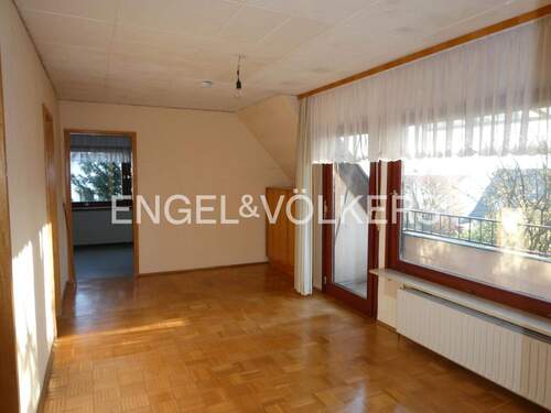 Wohndiele mit Zugang zum Balkon - 