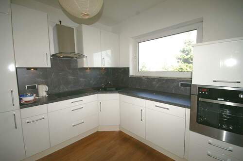 Küche 1.jpg - Ruhige 2 Zi. Wohnung, EBK und Balkon, einfach einziehen, Langenfeld Zentrum