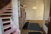 Eingangsbereich mit Treppe - 