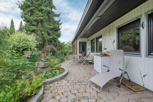 Terrasse - 6 Zimmer Einfamilienhaus zum Kaufen in Neuhausen