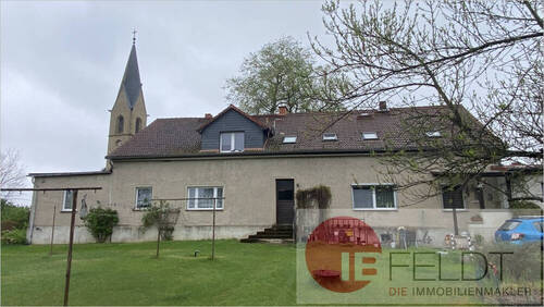 Rückansicht Wohnhaus - Mehrfamilienhaus, Wohnhaus mit 428,00 m&sup2; in Altthymen zum Kaufen