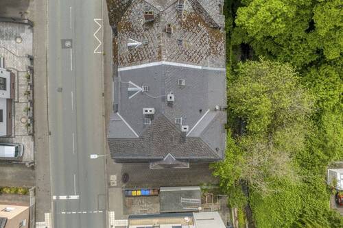 Drohnenansicht - Mehrfamilienhaus, Wohnhaus mit 224,70 m&sup2; in Wetzlar zum Kaufen