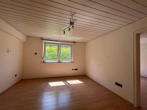 Zimmer 2 - 