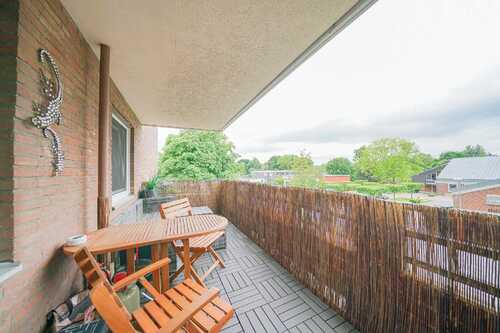 Sonnenterrasse - Moderne, großzügige Vier-Zimmer-Wohnung in schöner Lage von Ratingen-Ost