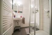 Gäste-WC mit Dusche - 