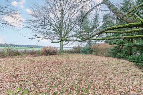 Umbebautes Grundstück - 