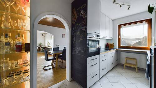 Küche zum Essbereich - 