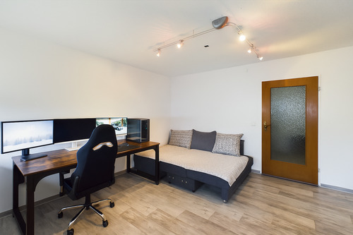 Büro - Einfamilienhaus mit 210,40 m&sup2; in Welden zum Kaufen