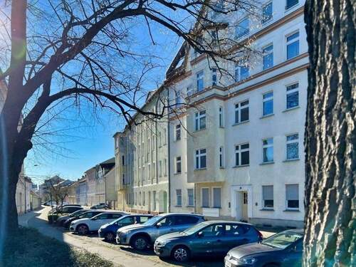 Charmante Umgebung - 5 Zimmer Gewerbeobjekt (Büro, Produktion, Verkauf) in Brandenburg