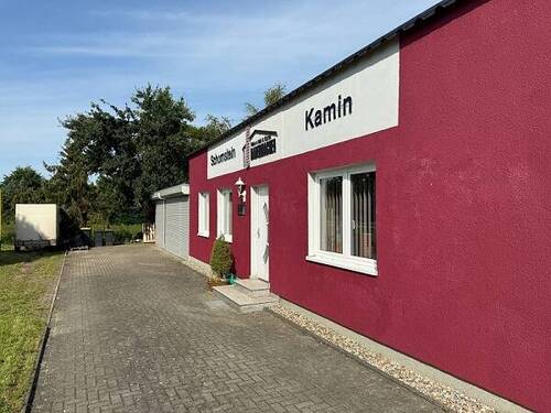 Hausansicht - REPRÄSENTATIV GELEGENE GEWERBEFLÄCHE MIT VIELSEITIGER NUTZUNGSMÖGLICHKEIT