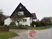 Giebelansicht - 9 Zimmer Mehrfamilienhaus, Wohnhaus zum Kaufen in Ilmenau