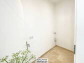 Abstellraum mit Anschluss - 