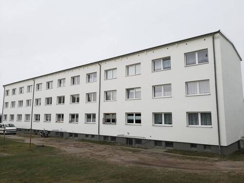 Hofansicht - 3 Zimmer Etagenwohnung zur Miete in Samtens