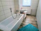 modernes Wannenbad - 