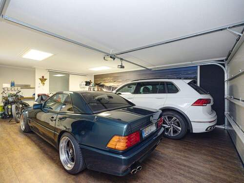 Garage - 